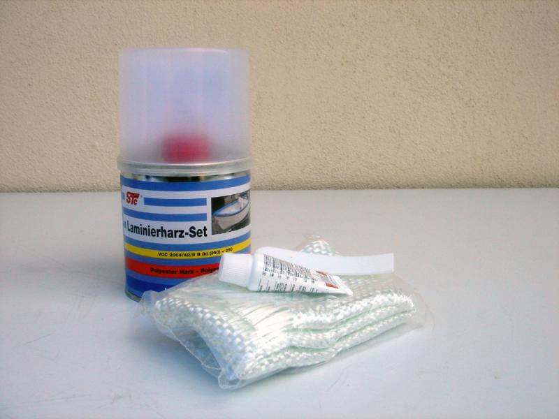Repair resin SET (polyester laminating resin 250g+0,125m2)